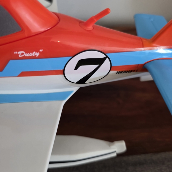 Disney Dusty Crophopper Plane - Vibrant Red, Blue, and White - Picture 13 of 17